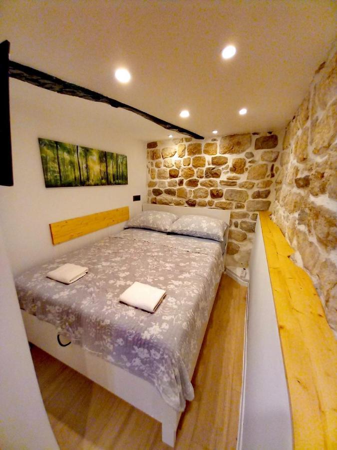 Rabski Dvor Apartment Раб Екстериор снимка